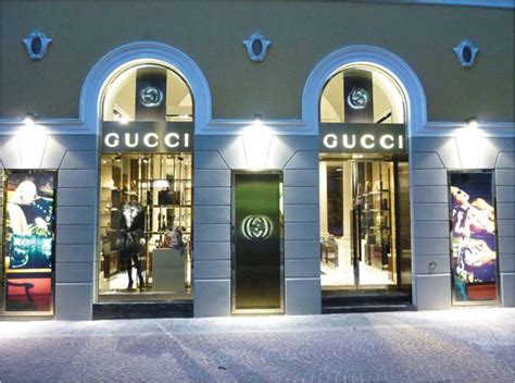 negozio gucci a lecce|negozi Gucci usati.